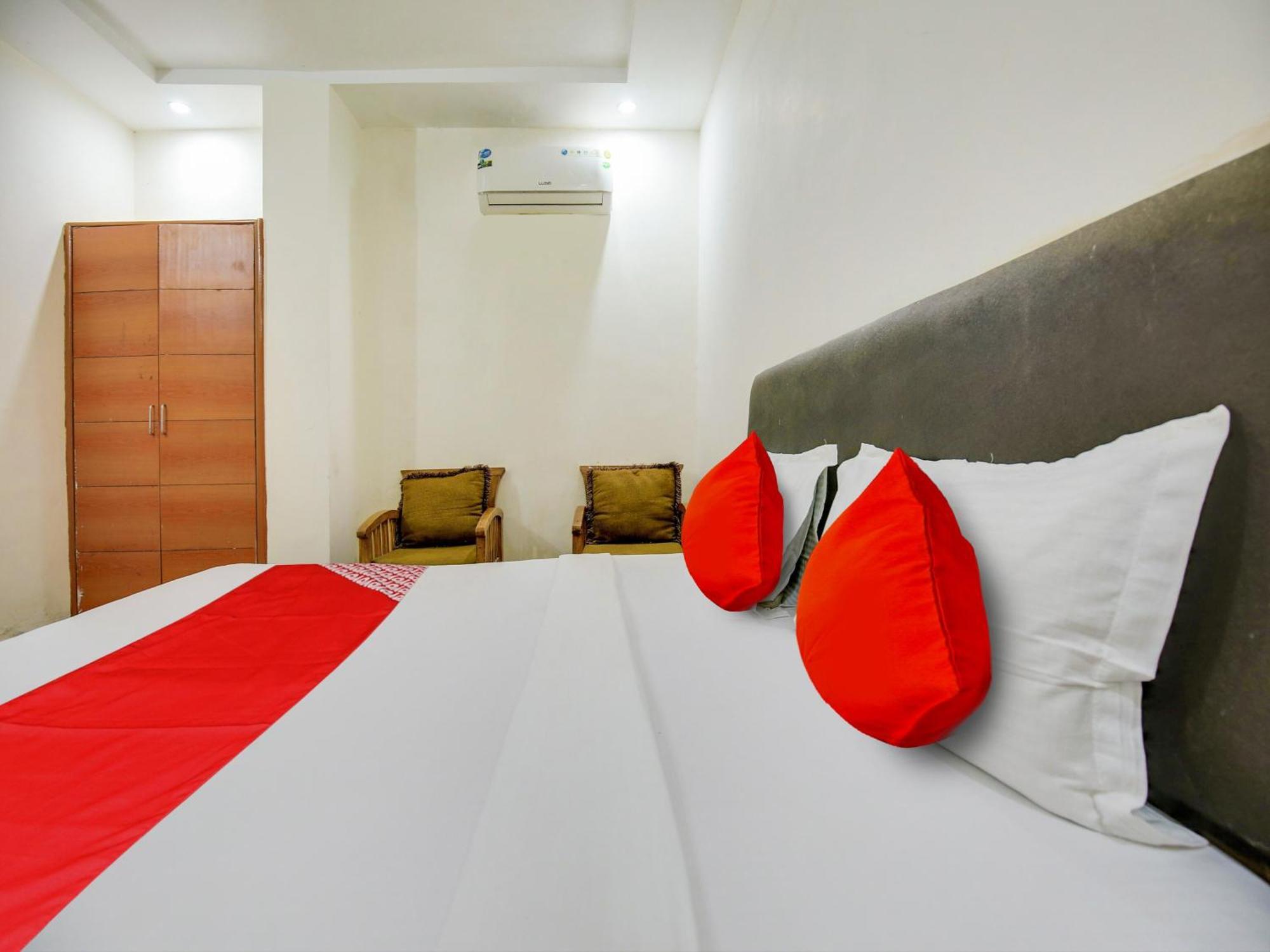 Hotel O Platinum Inn Nayagaon Ngoại thất bức ảnh